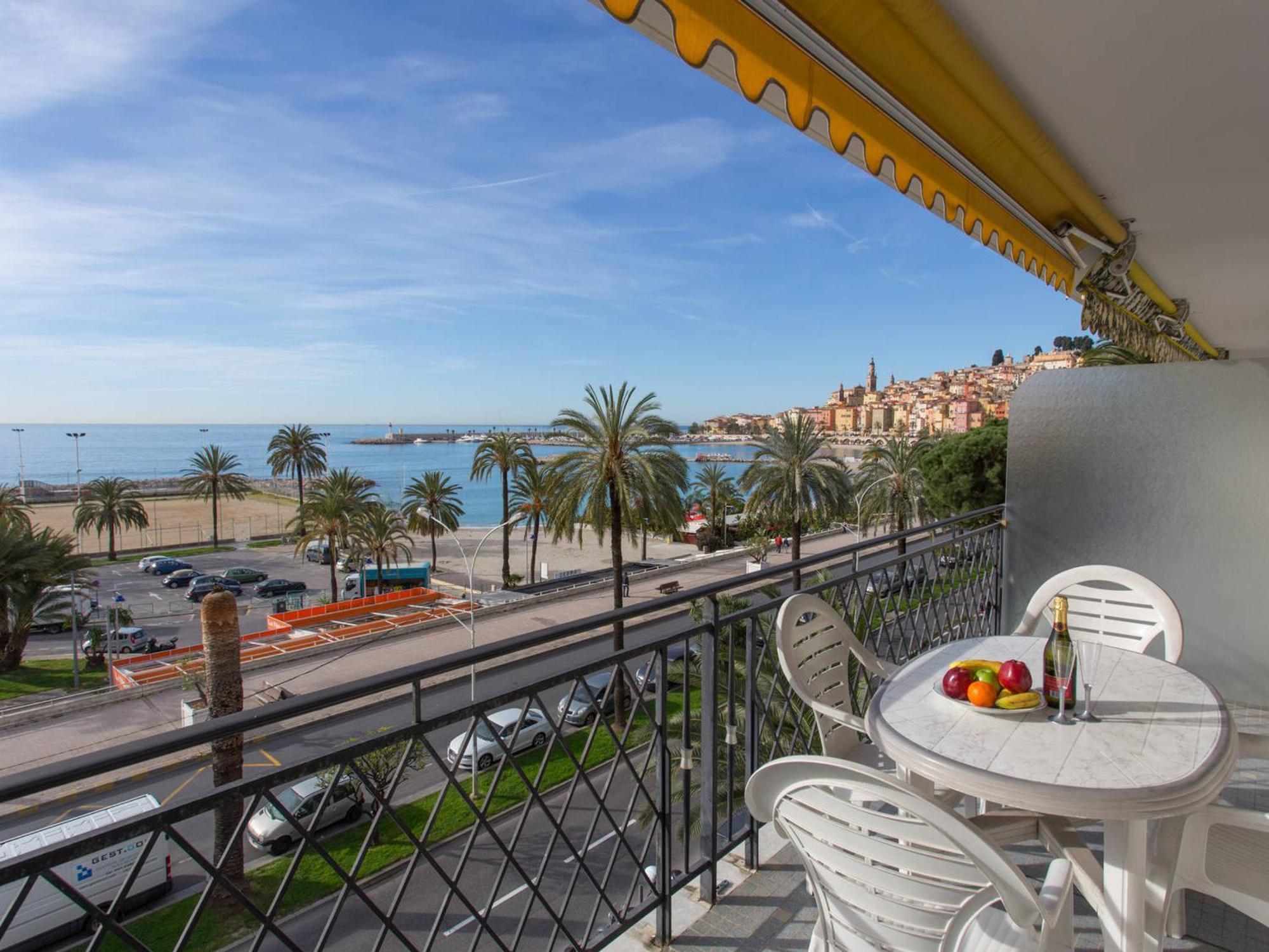 Studio Climatise Avec Terrasse Face Mer A Menton - Fr-1-196-208 Buitenkant foto